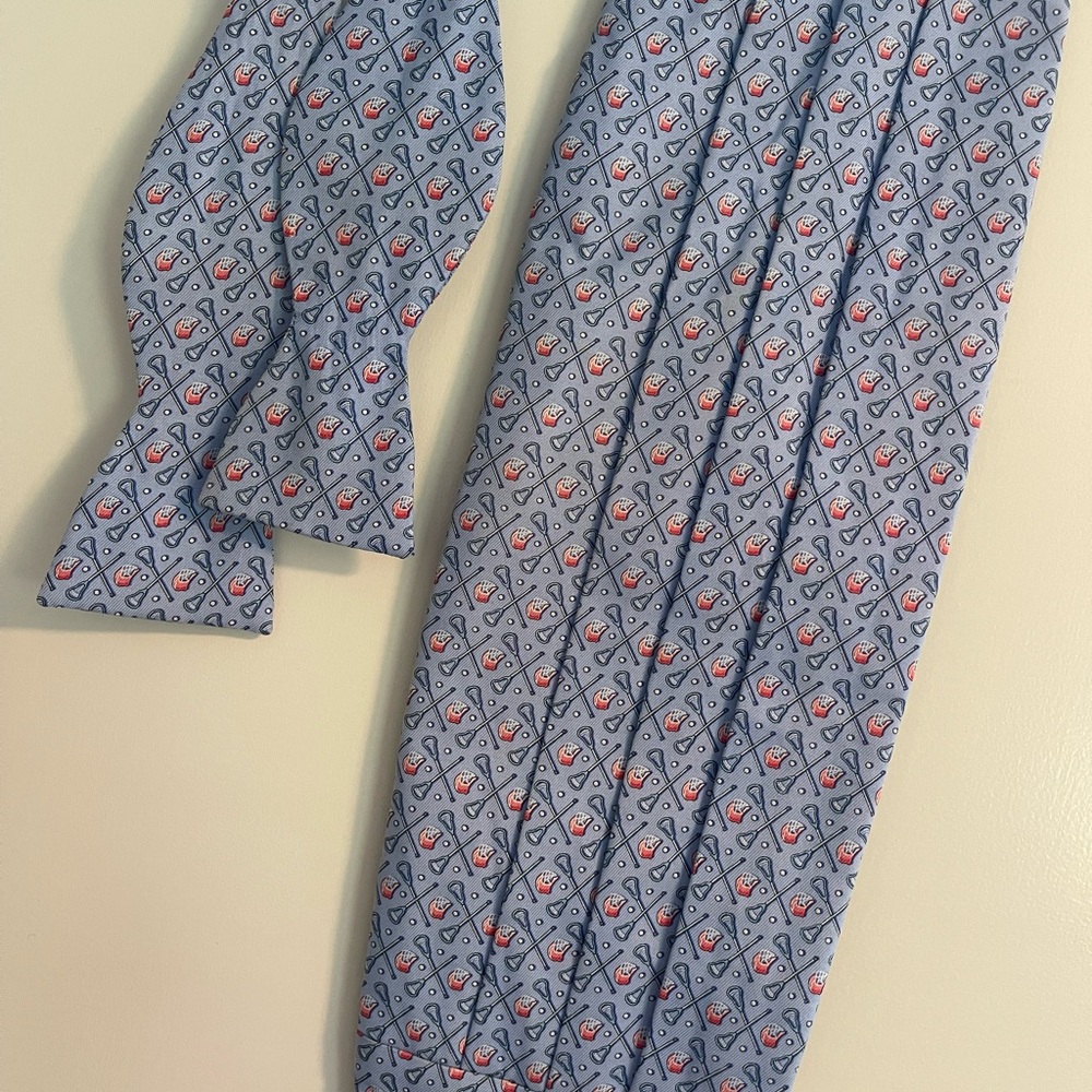 Vineyard Vines Bow Tie and Cummerbund Set